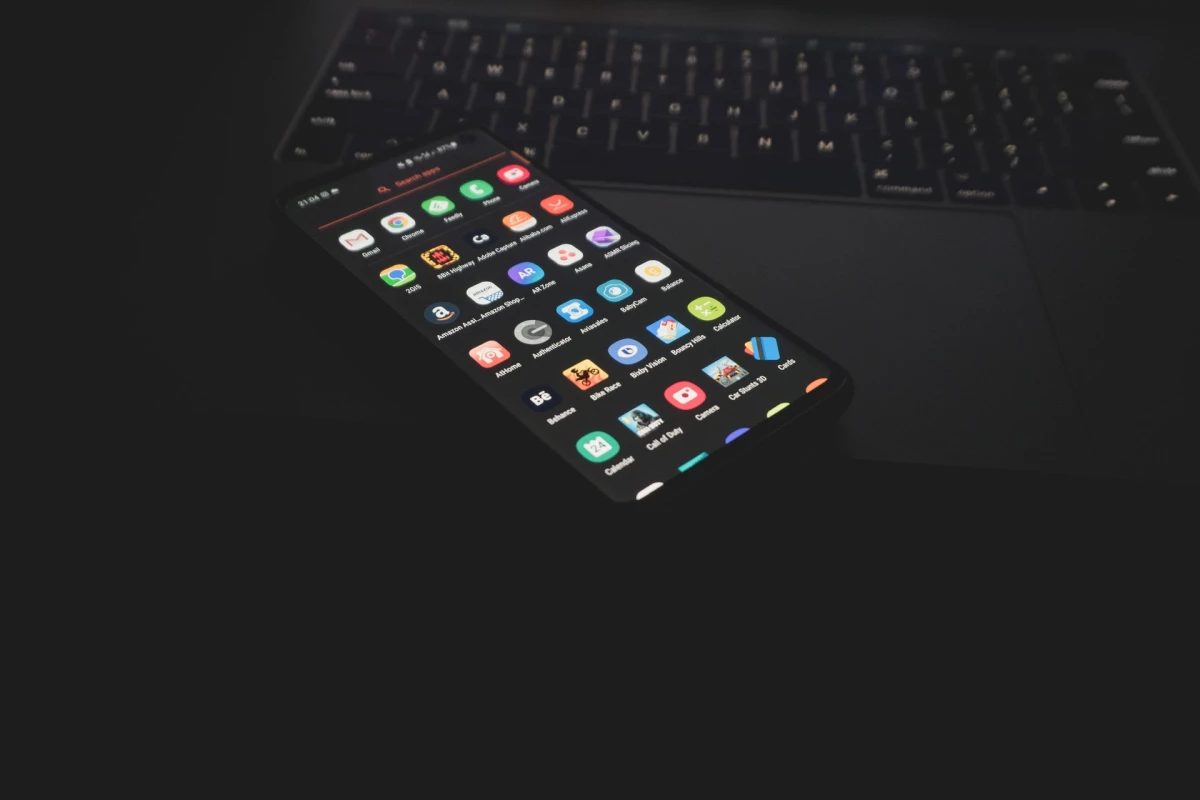 azamat-e-eb1cgnNIazI-unsplash.webp